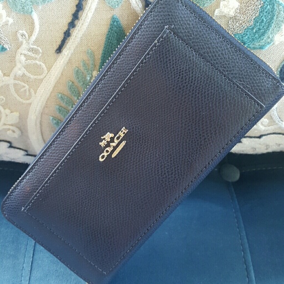Coach Handbags - COACH Wallet